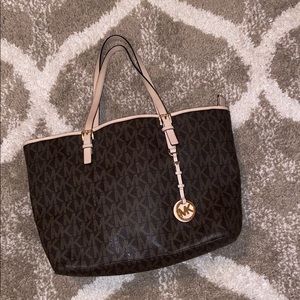 Mk purse